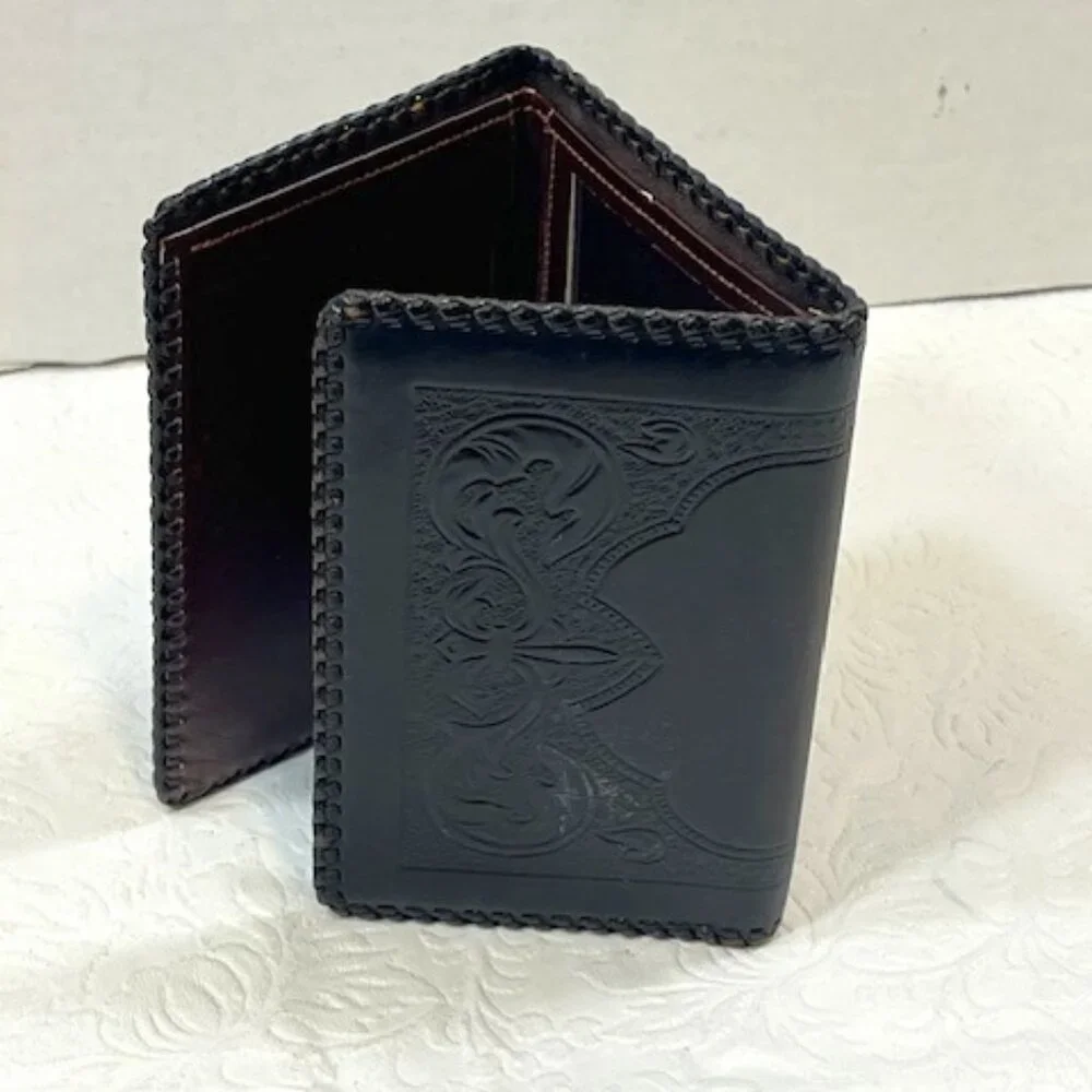 VTG Black Leather Trifold Tooled Stitched Wallet